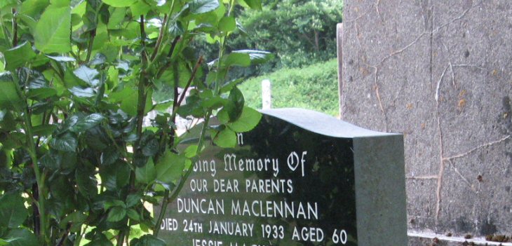 Photo of headstones/Duncan MacLennan died 1933 [1934] MI Gairloch Old